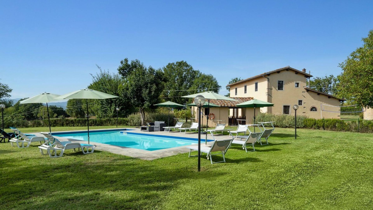 Borgo San Lorenzo Villa | Beautiful private villa with WIFI, A/C, private pool, TV, patio, pets allowed and parking
