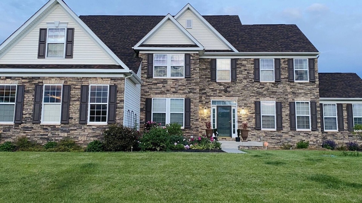 Martinsburg House | Beautiful Private Home in Eastern Panhandle