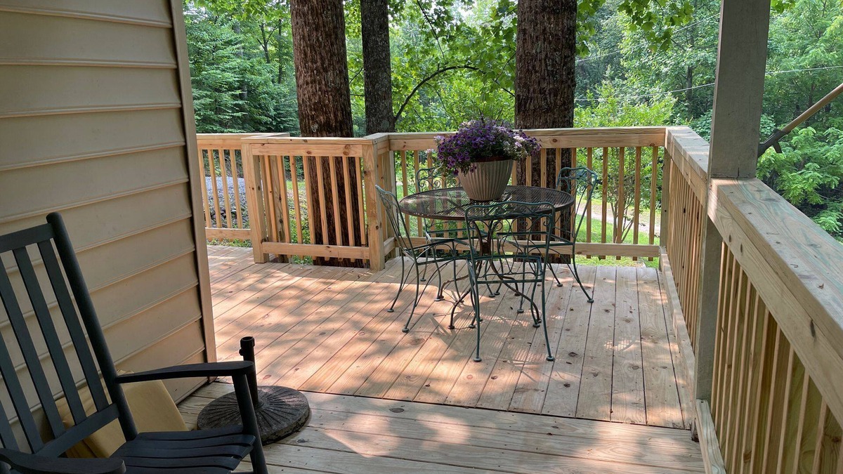 Fancy Gap House | Beautiful Private Mountain home located in Cana, VA