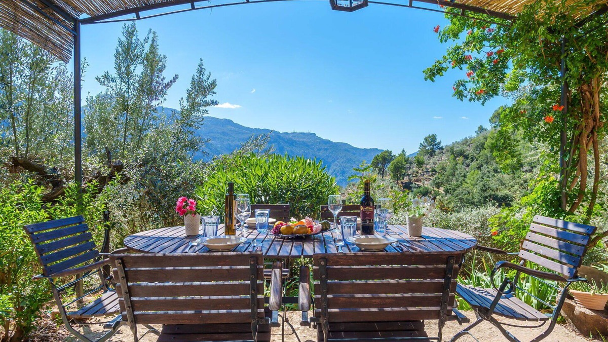 Fornalutx House | Beautiful private villa for 4 people with WIFI, TV, patio and parking