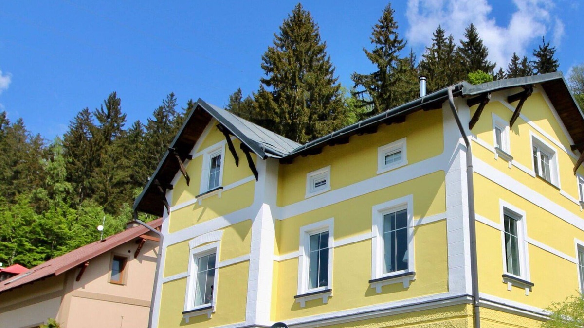 Svoboda nad Upou Villa | Beautiful private villa for 12 people with WIFI and TV