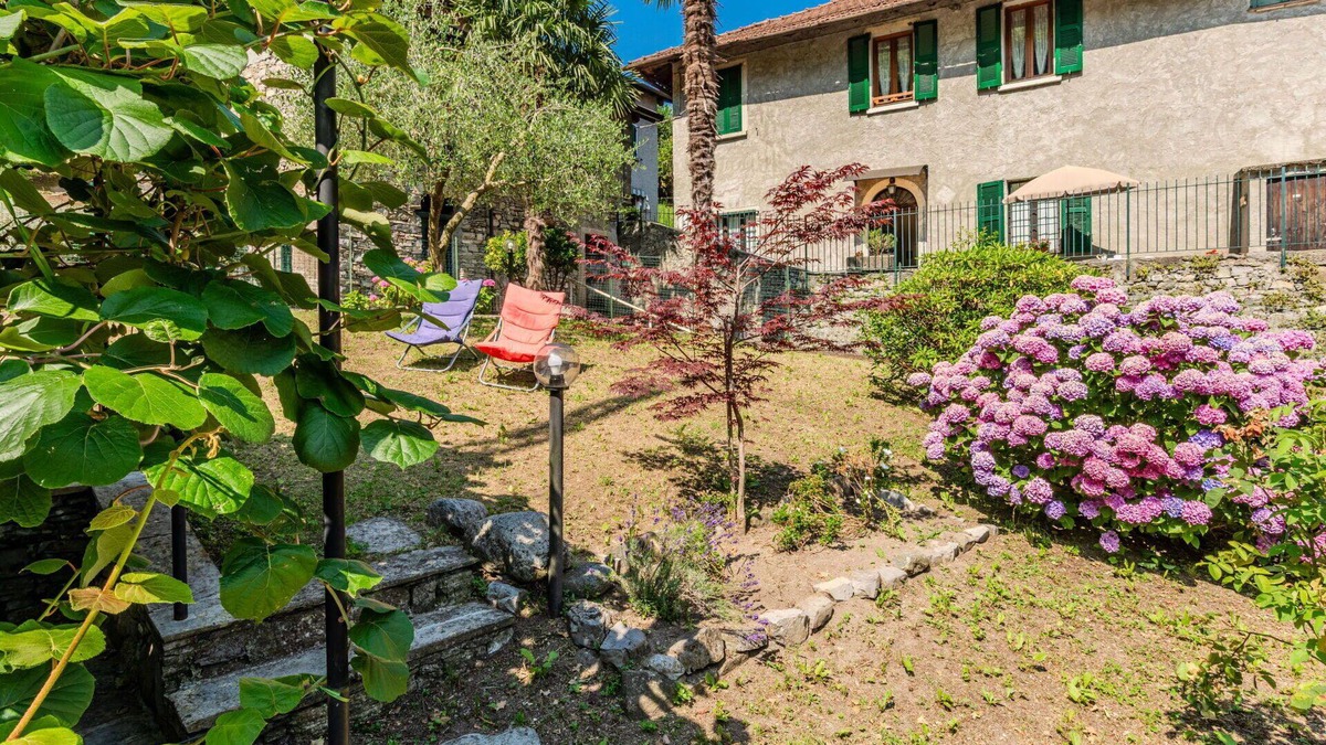 Perledo House | Beautiful private villa for 5 guests with WIFI, TV, patio, pets allowed and panoramic view