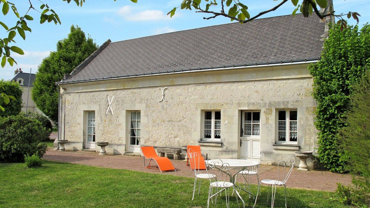 Restigne House | Beautiful private villa for 4 guests with WIFI, A/C, TV, terrace and parking