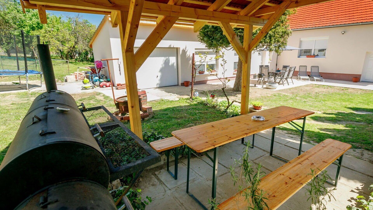 Fonyod House | Beautiful private villa for 3 guests with A/C, private pool, WIFI, TV, patio and parking