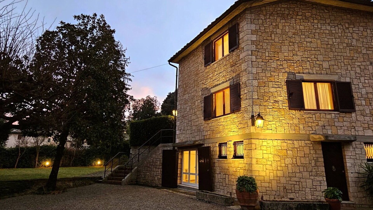 Cetona Villa | Beautiful private villa for 7 people with WIFI, private pool, TV, veranda and parking