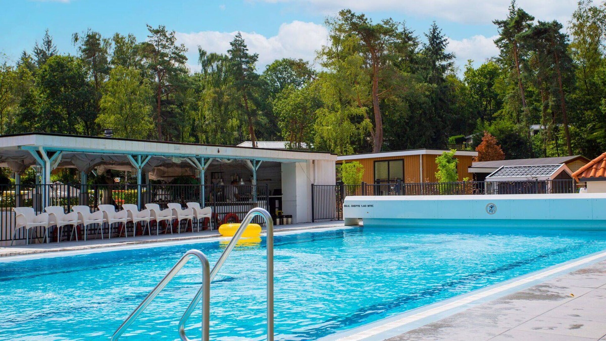 Municipality of Rhenen House | Beautiful private villa for 6 people with pool, WIFI, TV, terrace and parking
