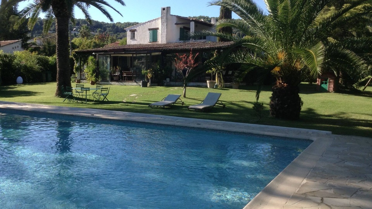 La Colle-sur-Loup House | Beautiful property, at the foot of St Paul de Vence, 3 houses, 15p/land with large swimming pool.