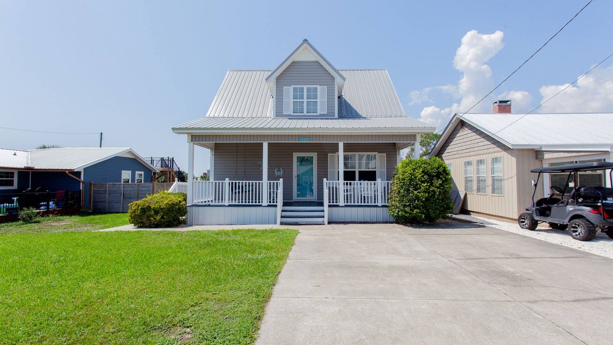 Laguna Beach House | Beautiful Quaint Home Half a Block from the Beach! W/Gulf Views!
