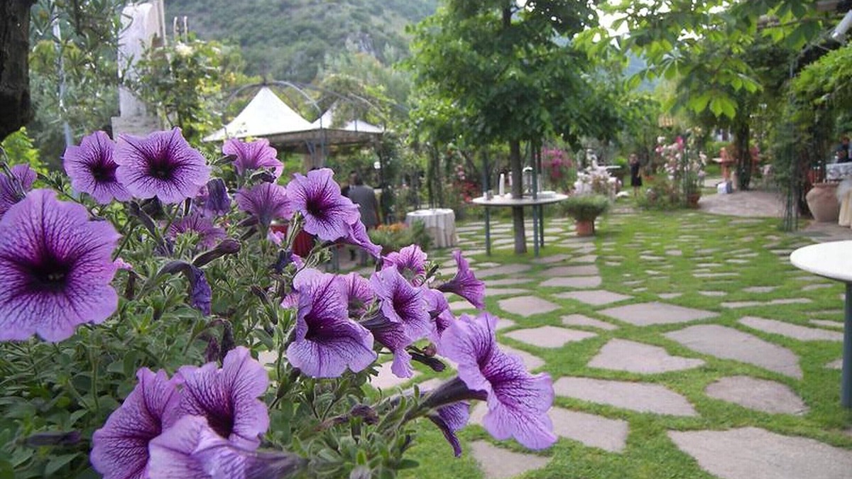 Sant'Elia Fiumerapido Bed & Breakfast | Beautiful quadruple room surrounded near Montecassino