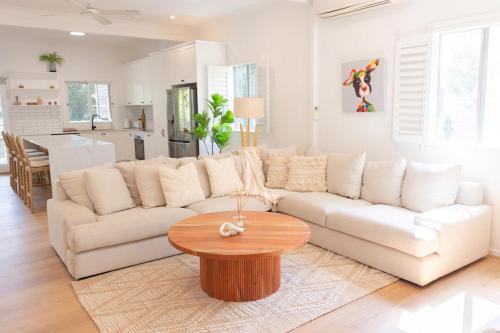 Bulimba House | Beautiful Queenslander Getaway