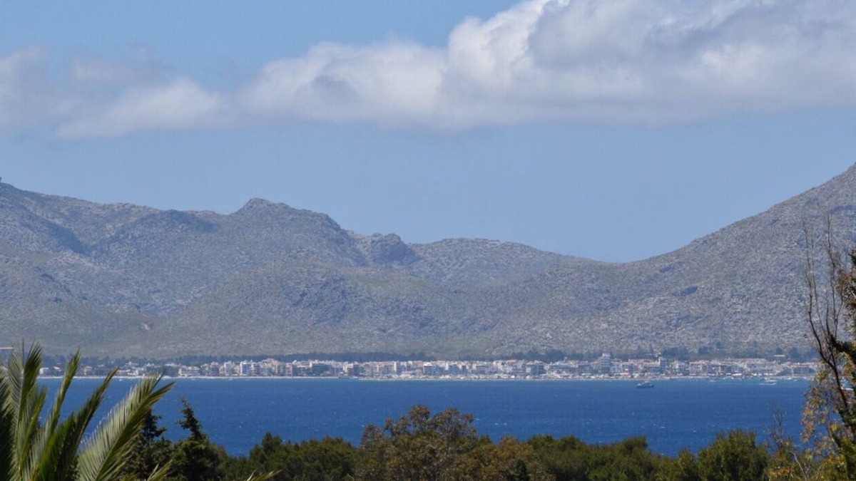 Cielo de Bonaire House | Beautiful, quietly located vacation home in Bon Aire near Alcudia with sea views