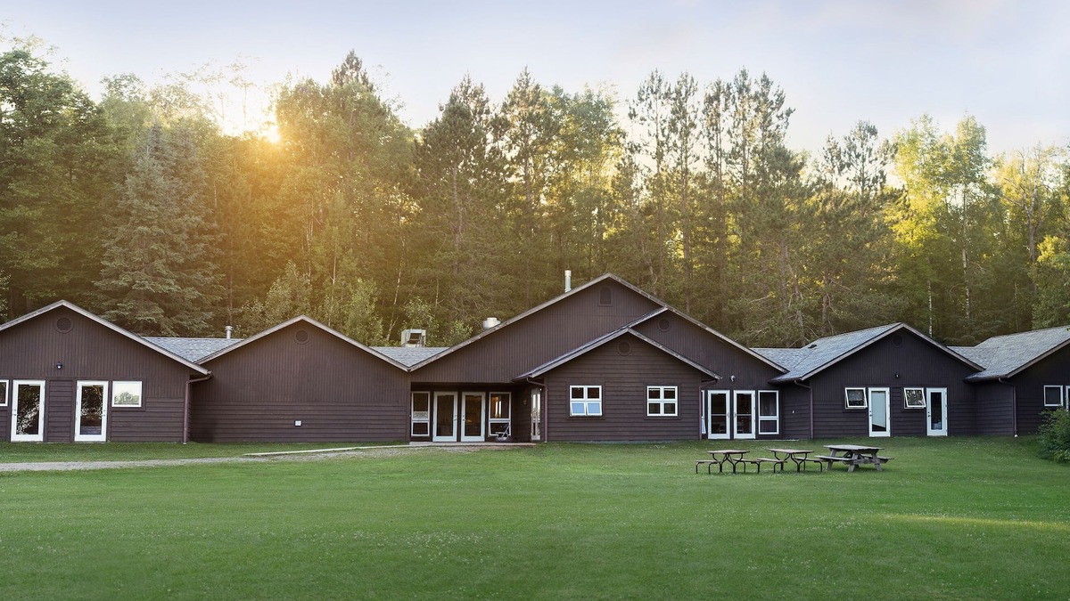 Grand Rapids Cabin | Beautiful, quiet, 7-acre camp on Bluewater Lake in Chippewa National Forest
