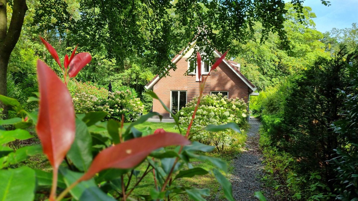 Garderen House | Beautiful quiet family bungalow on the Veluwe