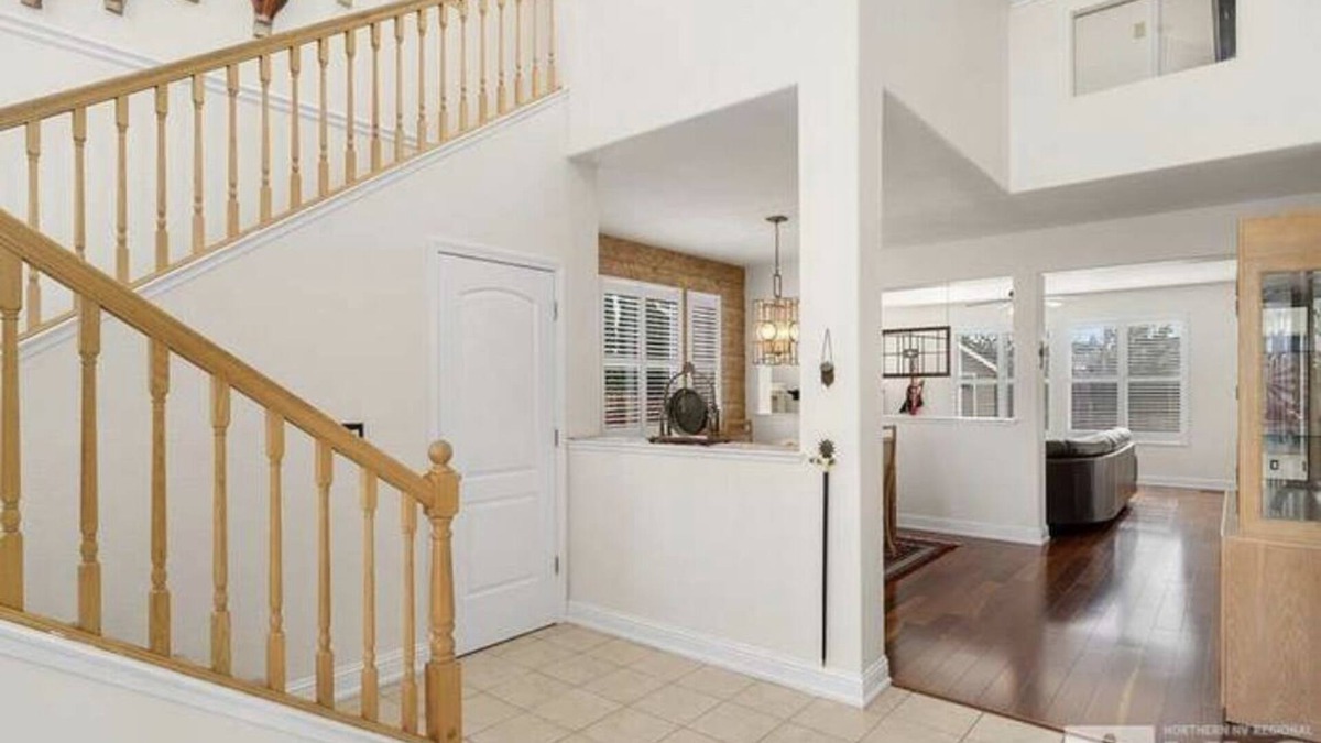 Northwest Reno House | Beautiful Quiet Home in Reno 10 min. from Downtown & 1 minute from Peavine Mtn