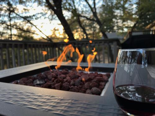 Middletown House | Beautiful Quiet Mountain Getaway, Amazing Views
