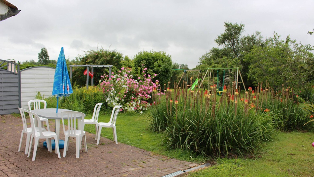 Le Perrier House | Beautiful, quiet residence in the countryside 5 kms from the beach