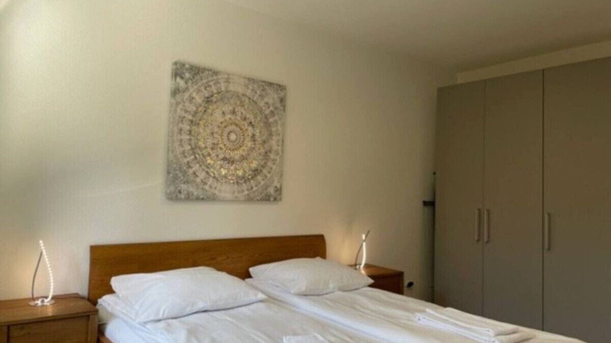 Hirslanden Apartment | Beautiful, quite and very central 2BR flat (Sky3)
