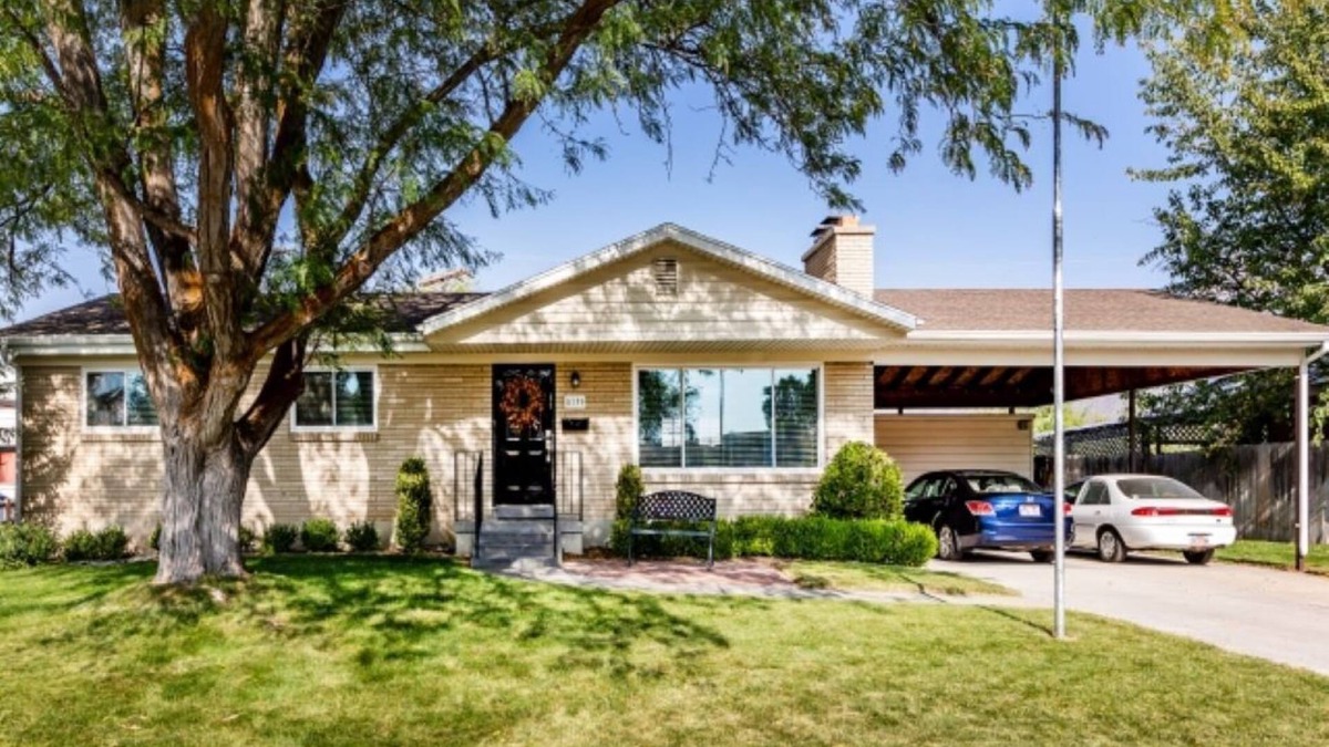 Murray House | BEAUTIFUL REMODELED HOME. CLOSE TO DOWNTOWN & TO SKI RESORTS