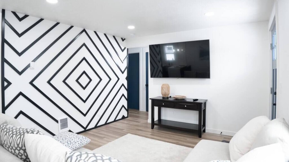 Spokane Valley House | Beautiful Remodeled Home! 3 BD, 1 BTH w/Hot Tub!