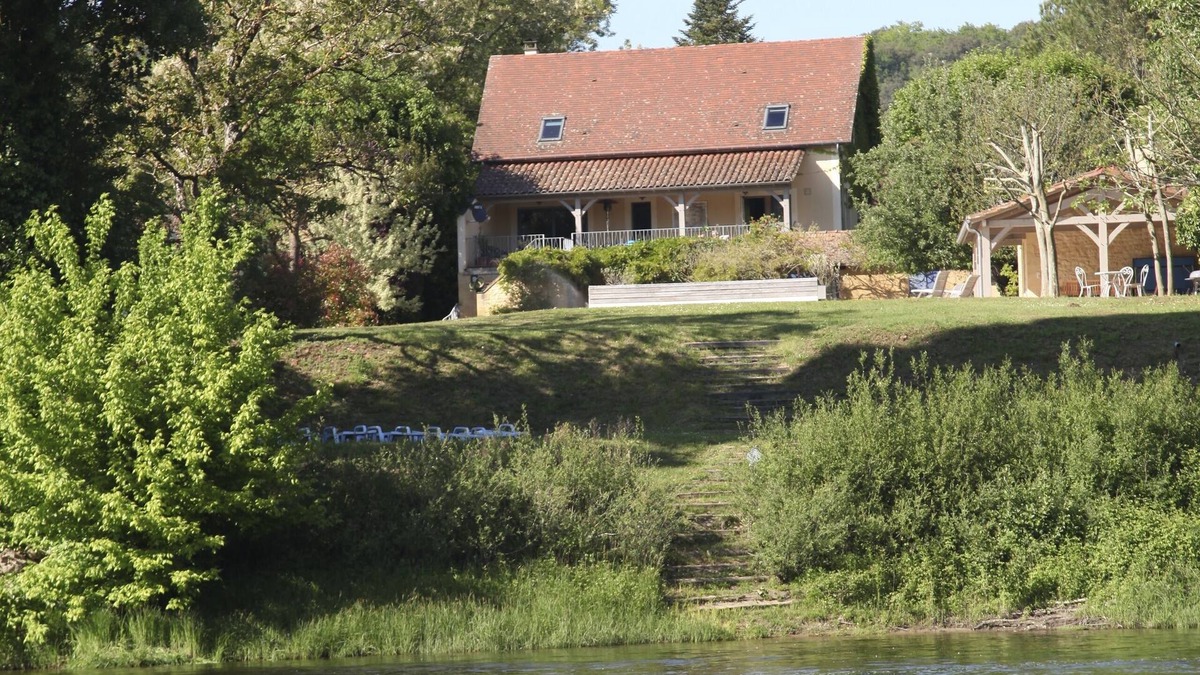 La Roque-Gageac House | Beautiful restored house with heated Pool and direct Dordogne river acces.