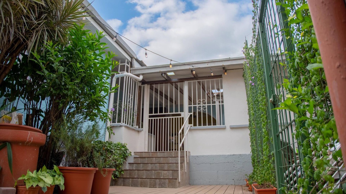 Agonia House | Beautiful Restored Classical House in the heart of Alajuela