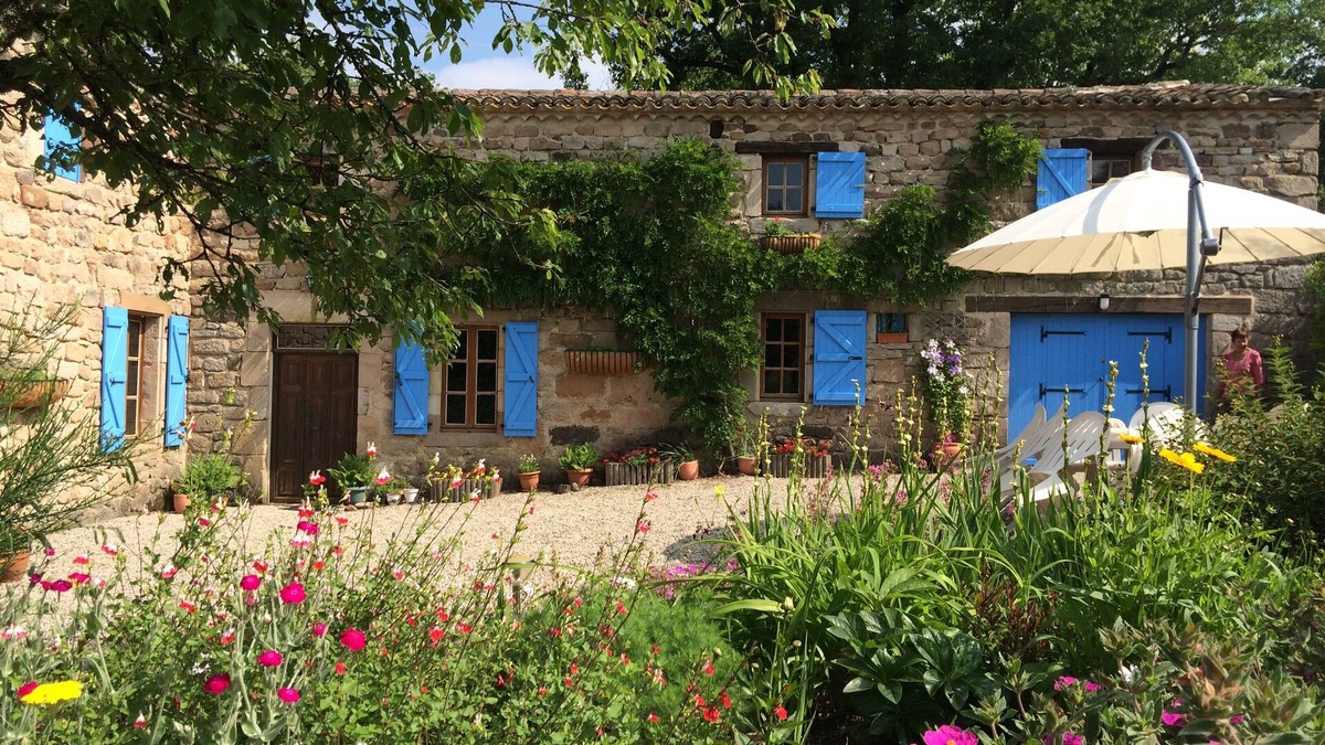 Penne House | Beautiful restored farmhouse with pool, very private.