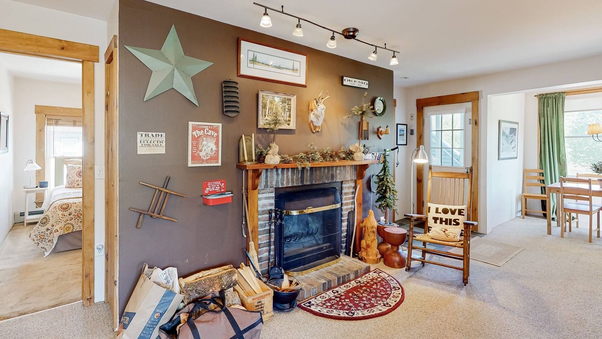 Proctorsville Condo | Beautiful retreat close to Okemo with free WiFi, private washer/dryer