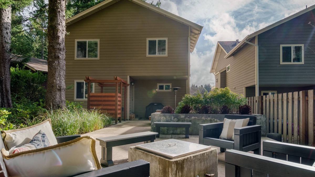 Tolovana Park House | Beautiful reverse floor plan cottage fire pit outdoor shower short walk to beach fireplace, decks