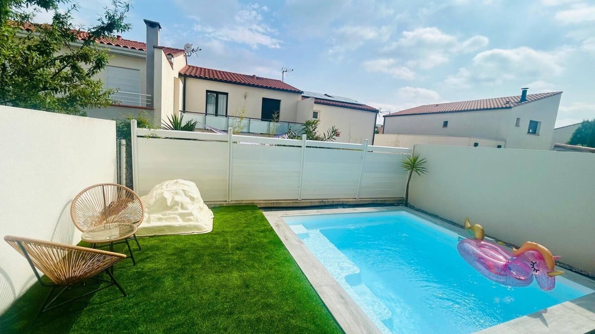 Perpignan Bed & Breakfast | Beautiful room in new villa with swimming pool