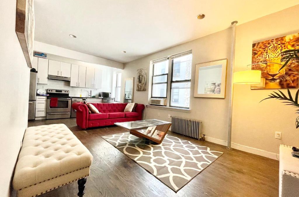 Hamilton Heights House | Beautiful Room in Newly Renovated Apt