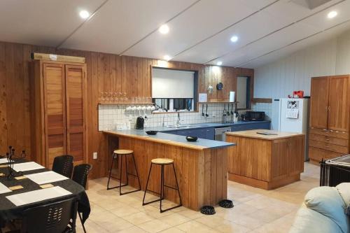 Kimbolton House | Beautiful Rural Retreat, Family friendly - Escape!
