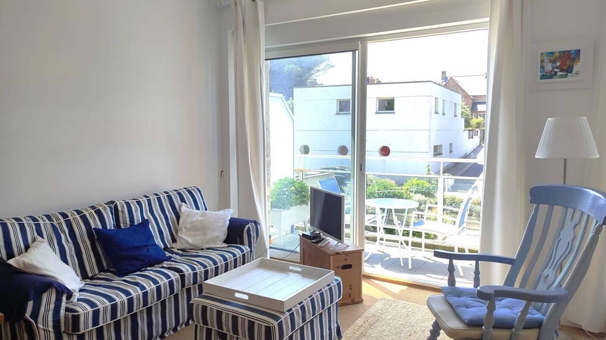 Tregastel Apartment | Beautiful sea view duplex in a residence facing the Coz beach in Tregastel