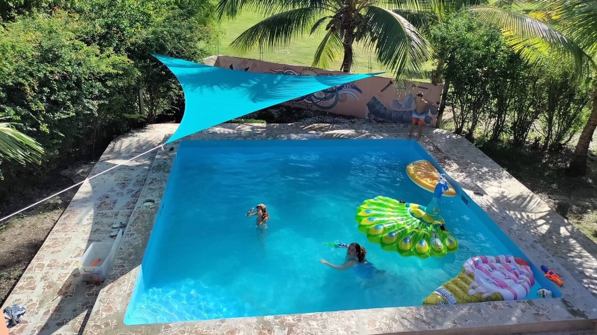 Corozal House | Beautiful, Secluded, and Serene - Steps from the Caribbean Sea!