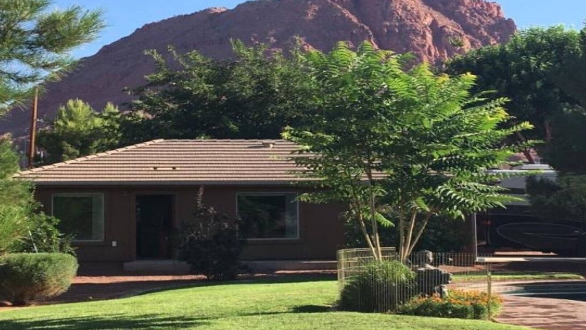 Ivins House | Beautiful, Secluded And Peaceful Guest House ~ Magnificent Views