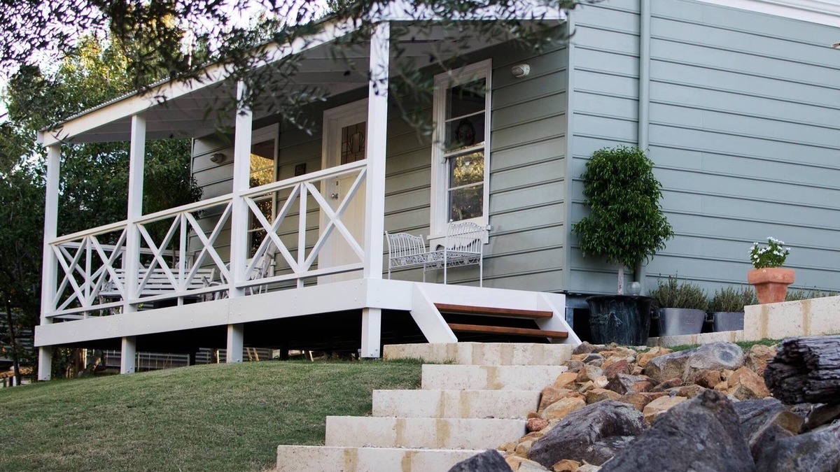 Helena Valley Cottage | Beautiful self contained cottages nestled in the picturesque Helena Valley.
