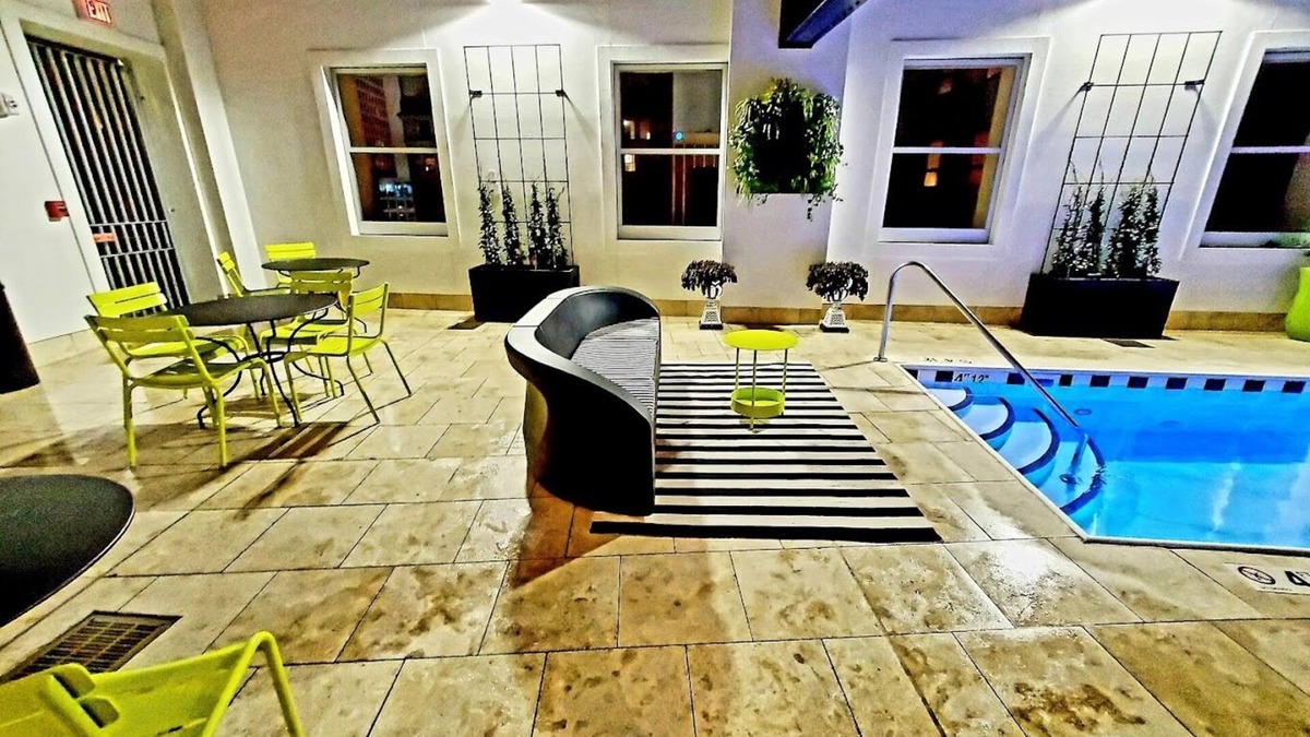 Central Business District Resort | Beautiful Signature 1 Bedroom in Marvelous New Orleans Louisiana
