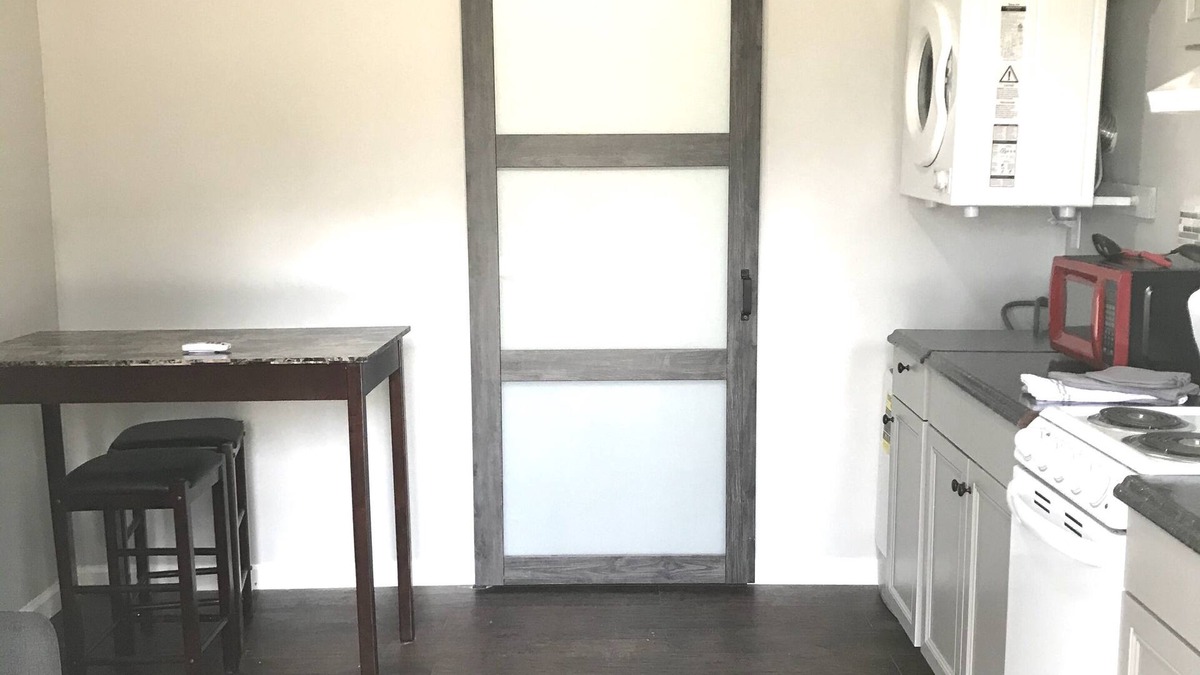 Garfield Apartment | Beautiful Single “Full Sized”Bedroom Cabin