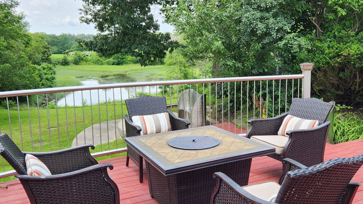 Back Cove House | Beautiful, single story ranch. Next to city park with ocean view!