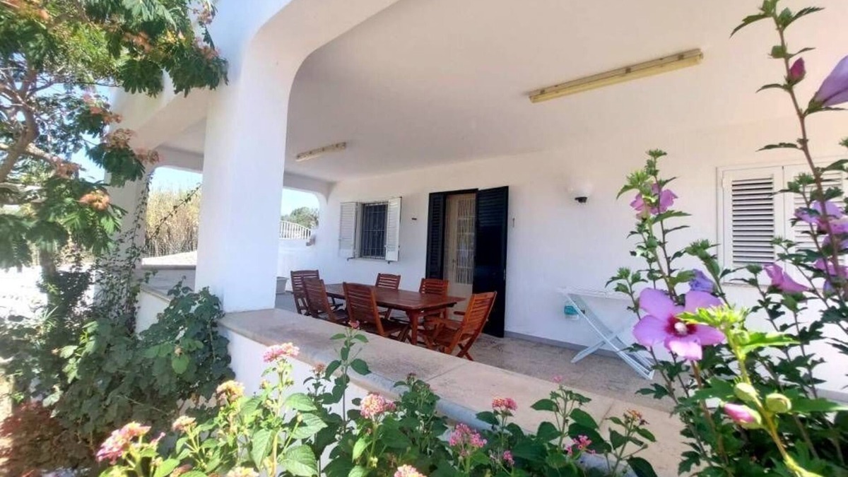 Marina di Pescoluse Villa | Beautiful small villa on the hill of Torre Vado