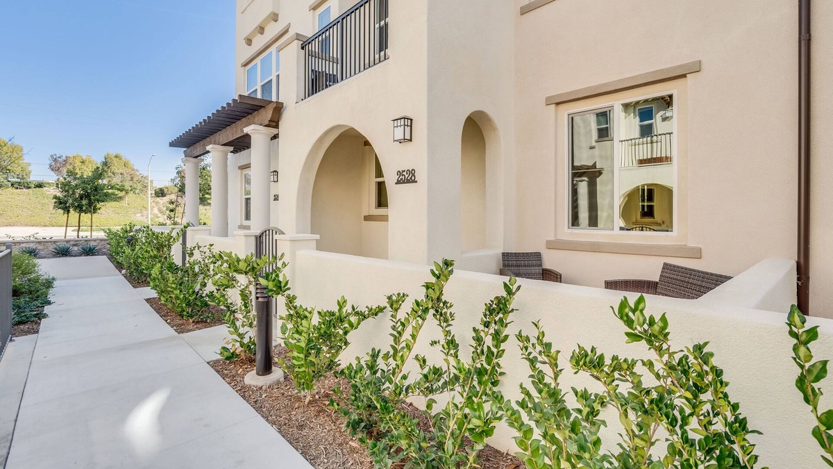 Ivey Ranch - Rancho Del Oro House | Beautiful Smart Home located Minutes from the Beach!