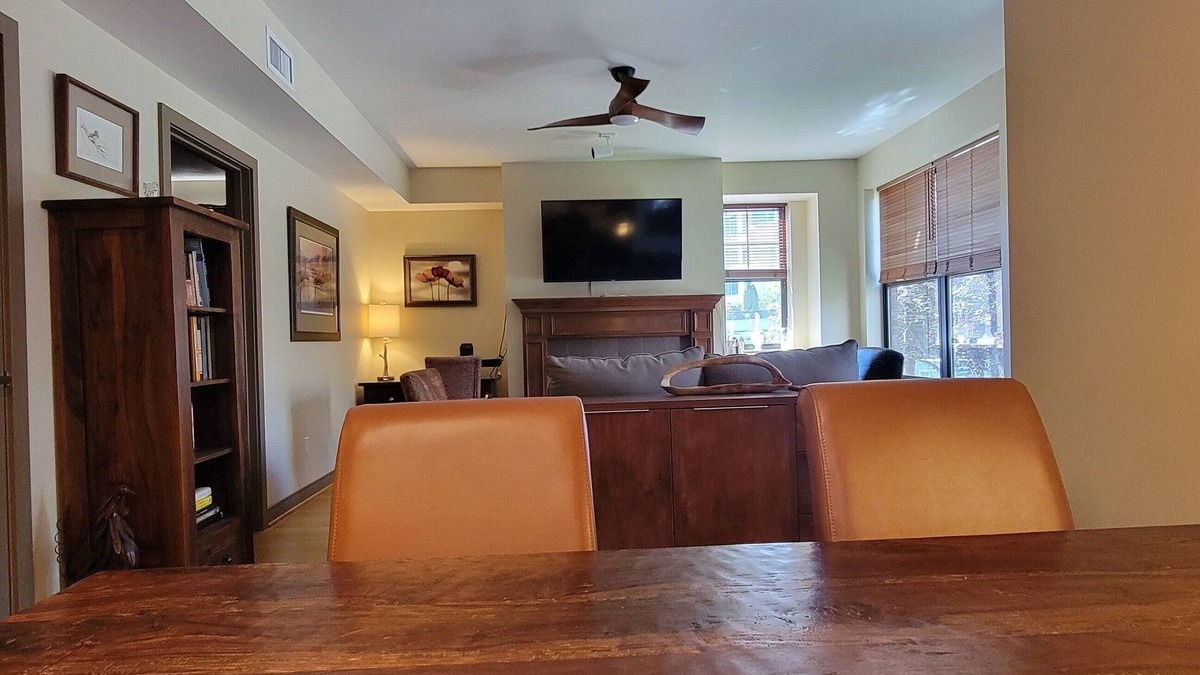 Nob Hill Condo | Beautiful Space in the Heart of NW Portland's Alphabet District