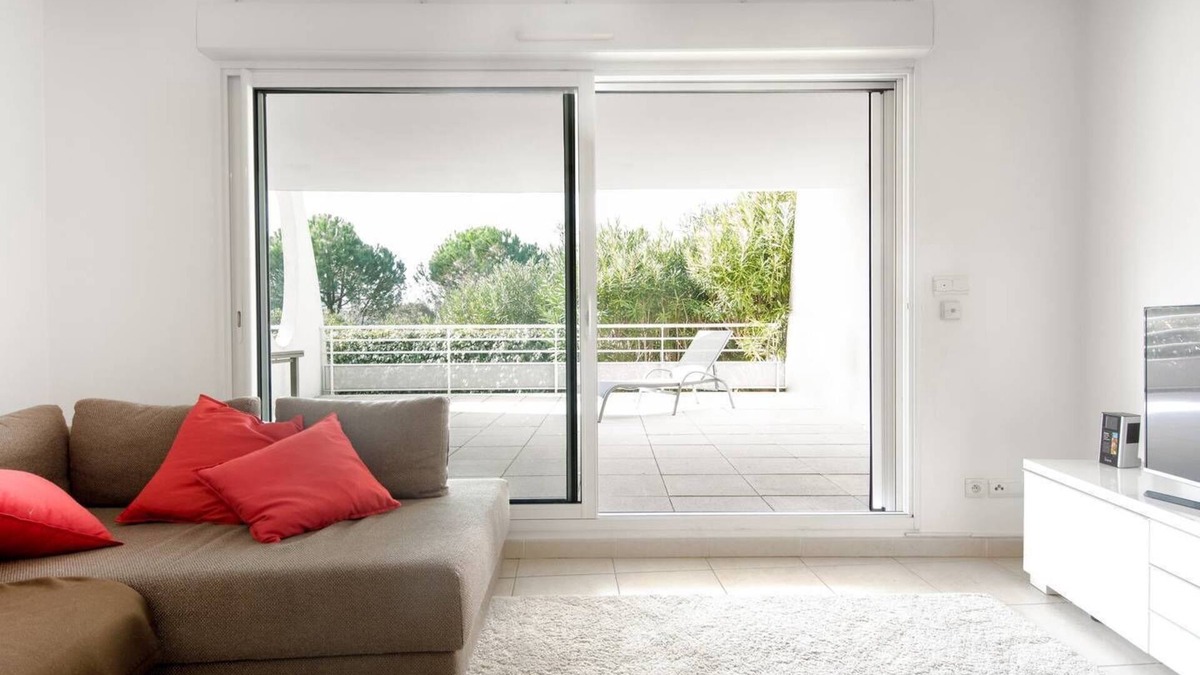 Le Couchant Apartment | Beautiful spacious and modern apartment with a large terrace rated 4 stars
