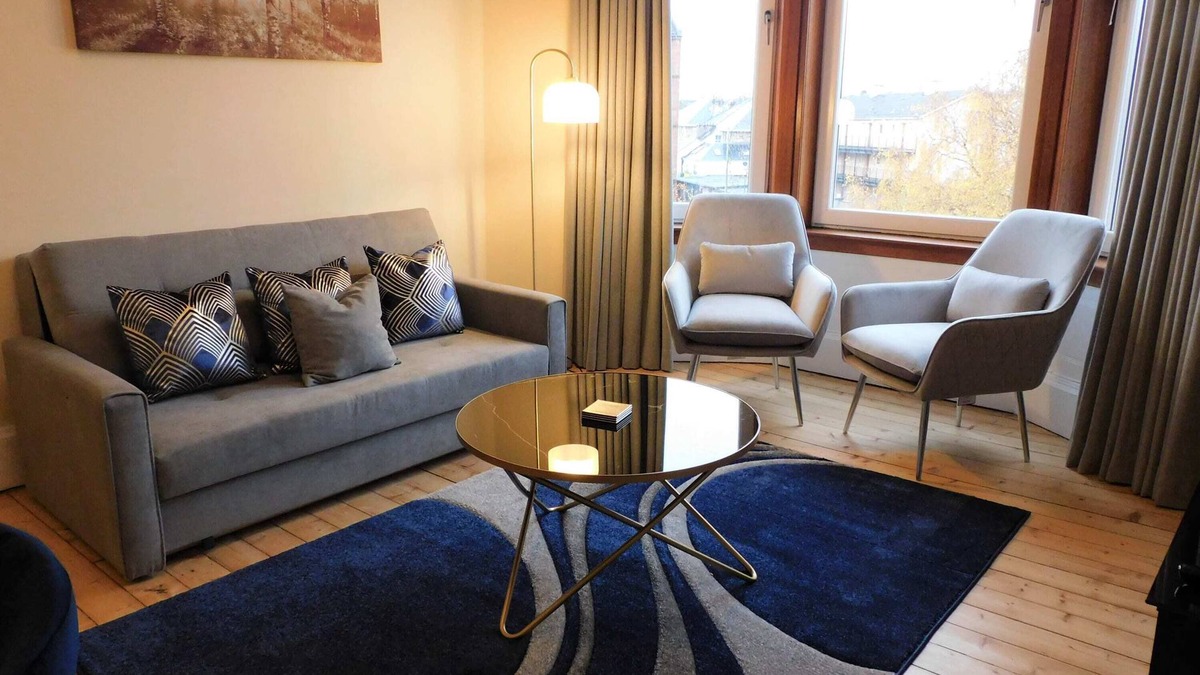 North West Apartment | Beautiful & spacious 2 bed apt in Glasgow West End