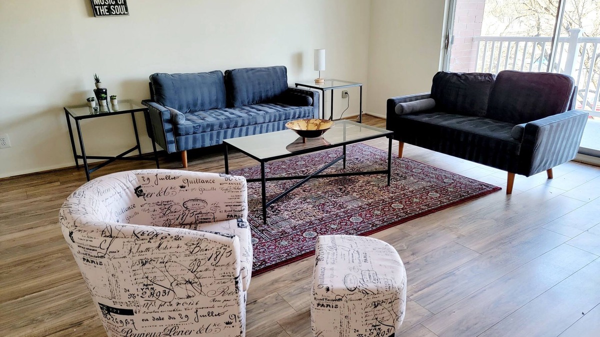 Elkins Park Apartment | Beautiful, Spacious, 2+2 Monthly Discount