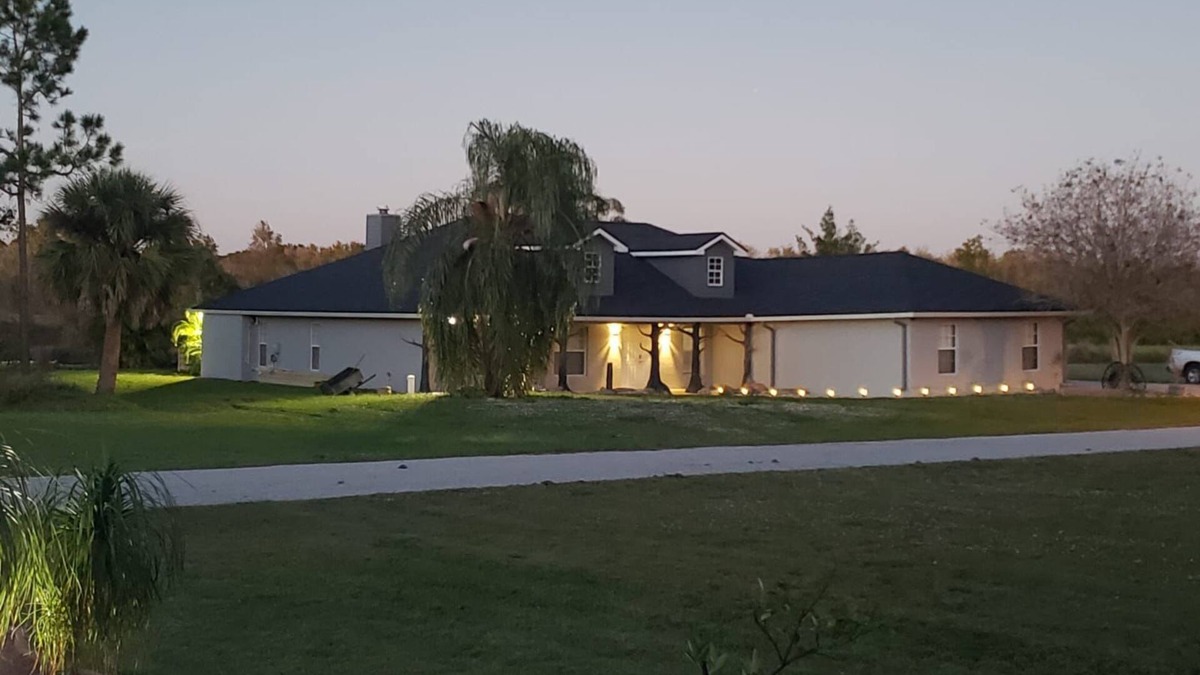 Placid Lakes House | Beautiful spacious and unique house on canal close to Lake June, family friendly