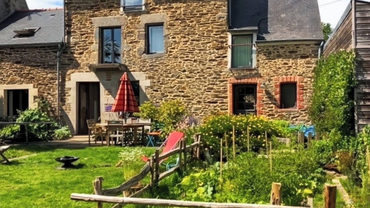 Pleurtuit House | Beautiful stone farmhouse, renovated, all comfort between Land, Sea and Rance
