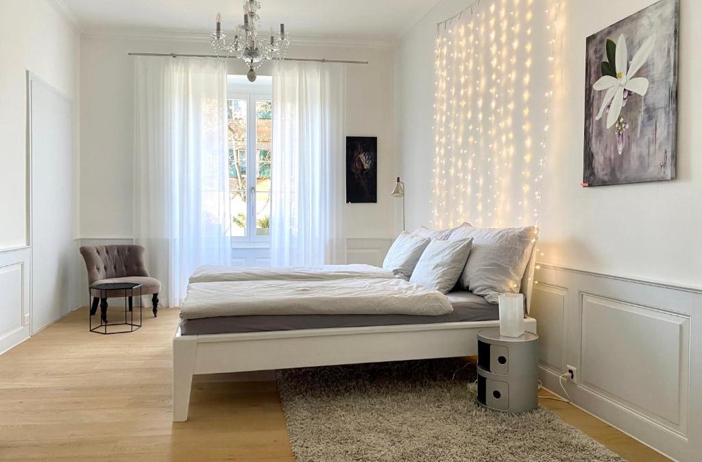 Thun Apartment | Beautiful studio in a villa from 18th century