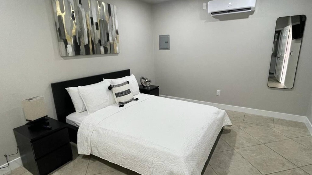 Canyon Gate Apartment | Beautiful Studio in Las Vegas. 15 min from Strip.