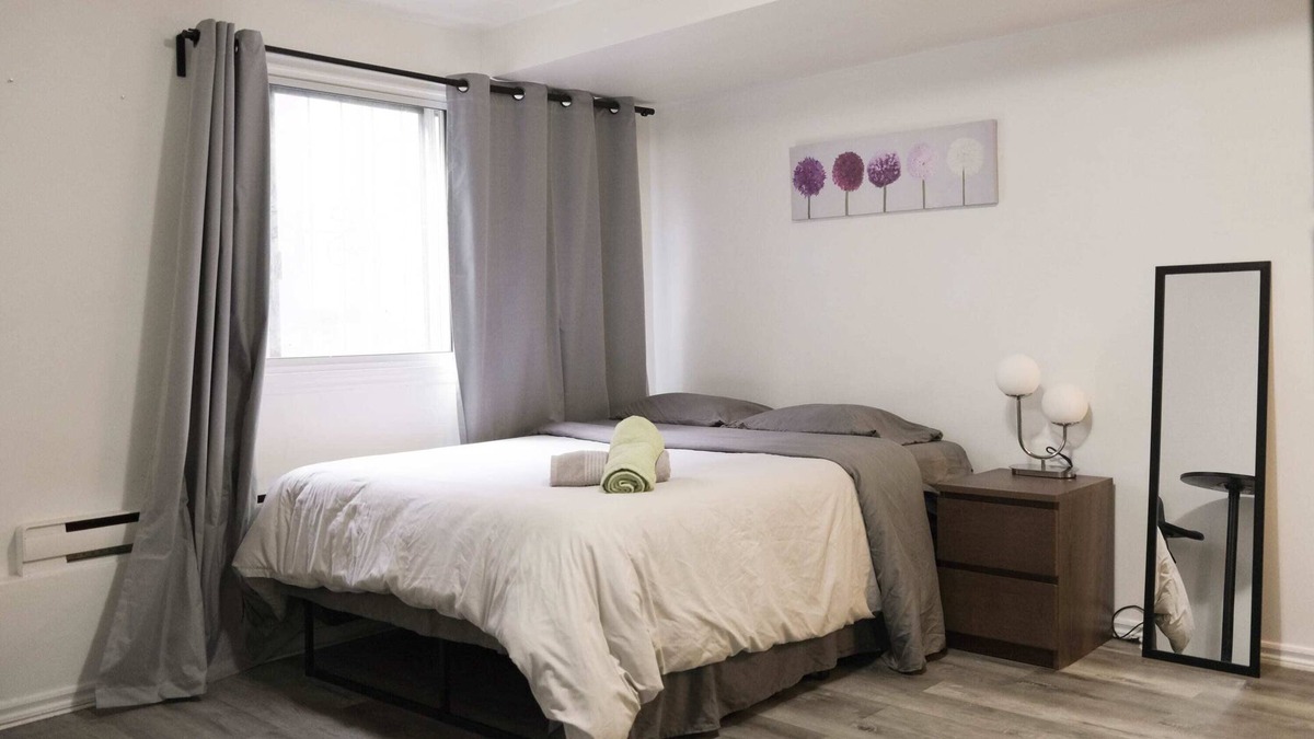 Verdun Apartment | Beautiful studio in Verdun!