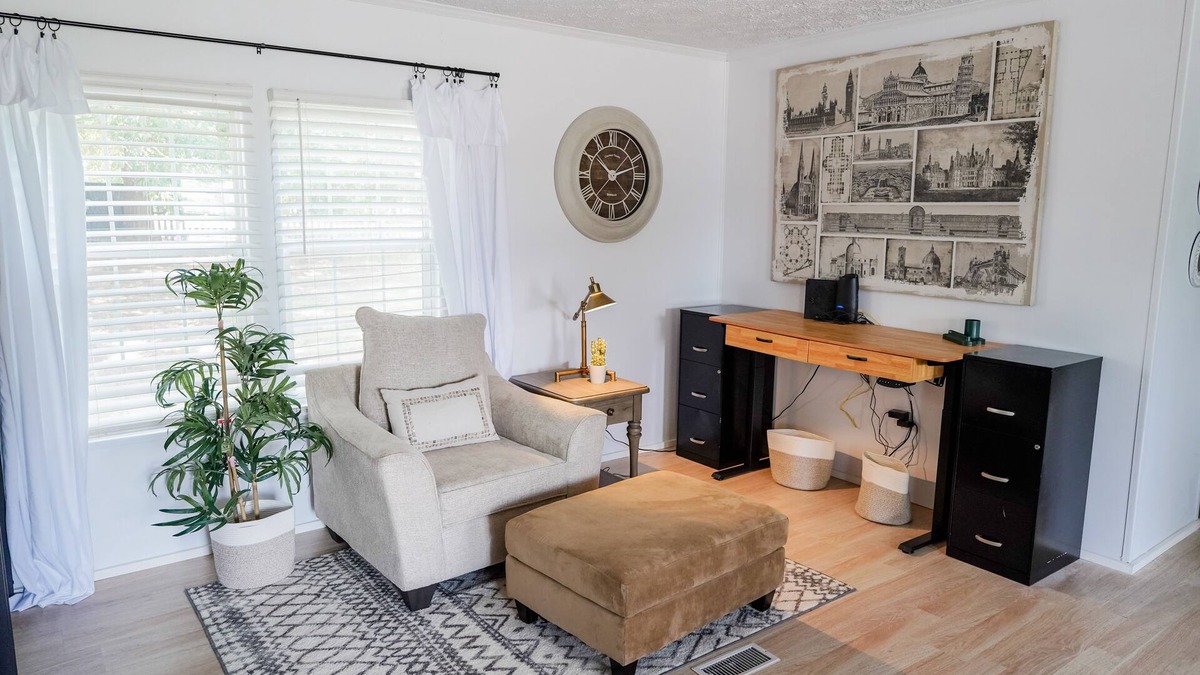 Conestee House | Beautiful Stylish 3 bedroom home in Greenville